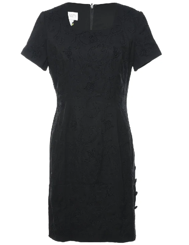 Embroidered Dress - L