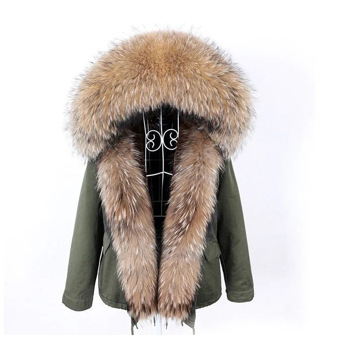 Women's Thick Warm Fox Fur Collared Full Sleeves Slim Fit Winter Jacket