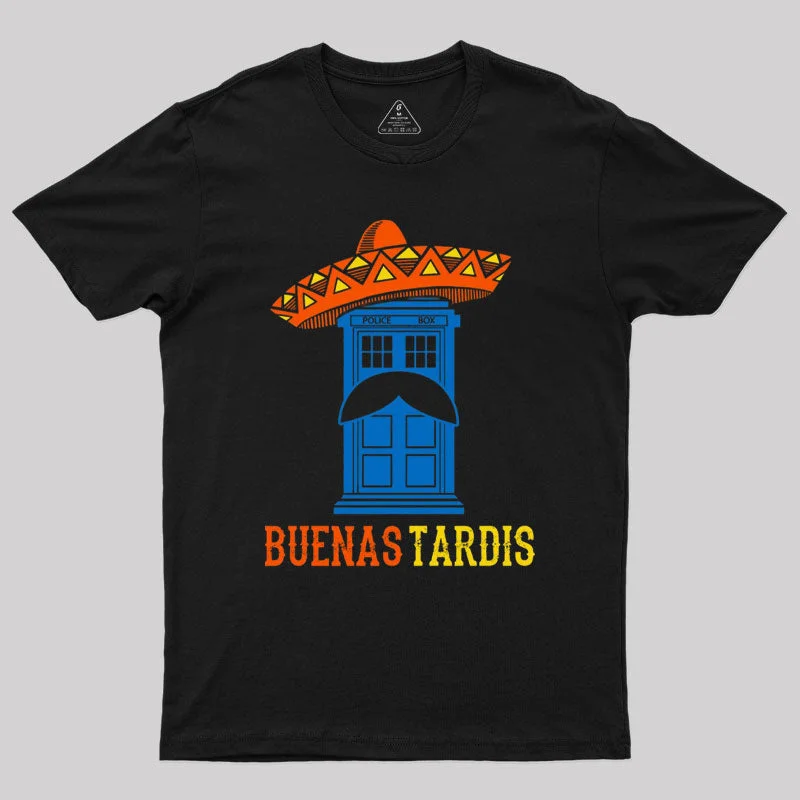 Buenas Tardis Geek T-Shirt